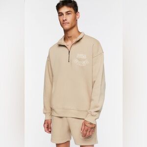 Men’s fleece sweatshirt and short set